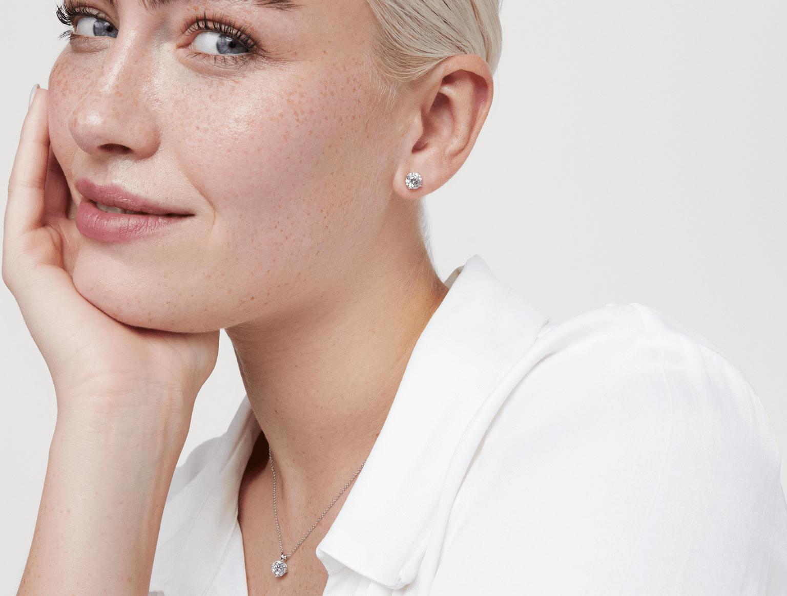Round Stud Earrings