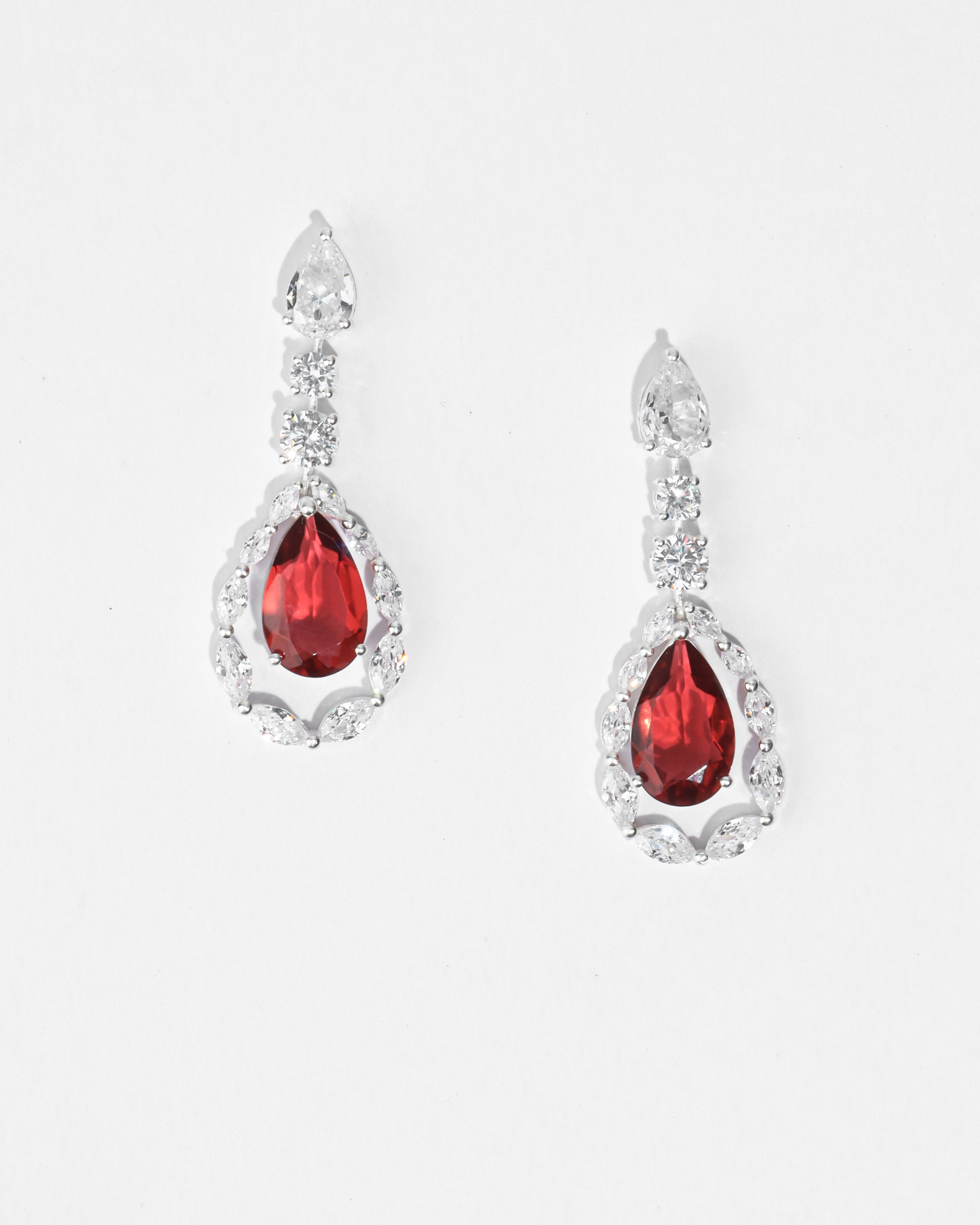Swing Ruby Pear Drop