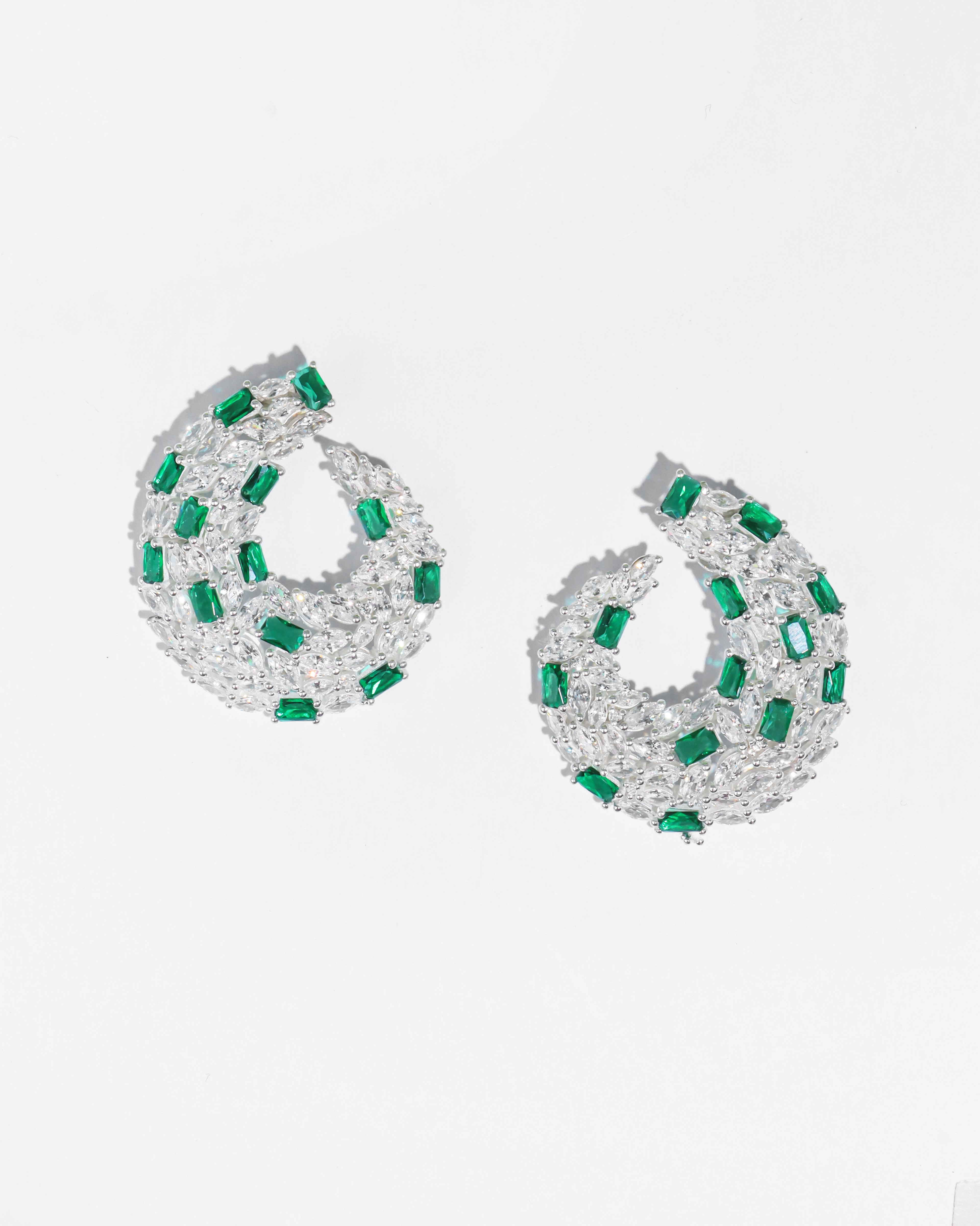 Swirl Emerald Hoop