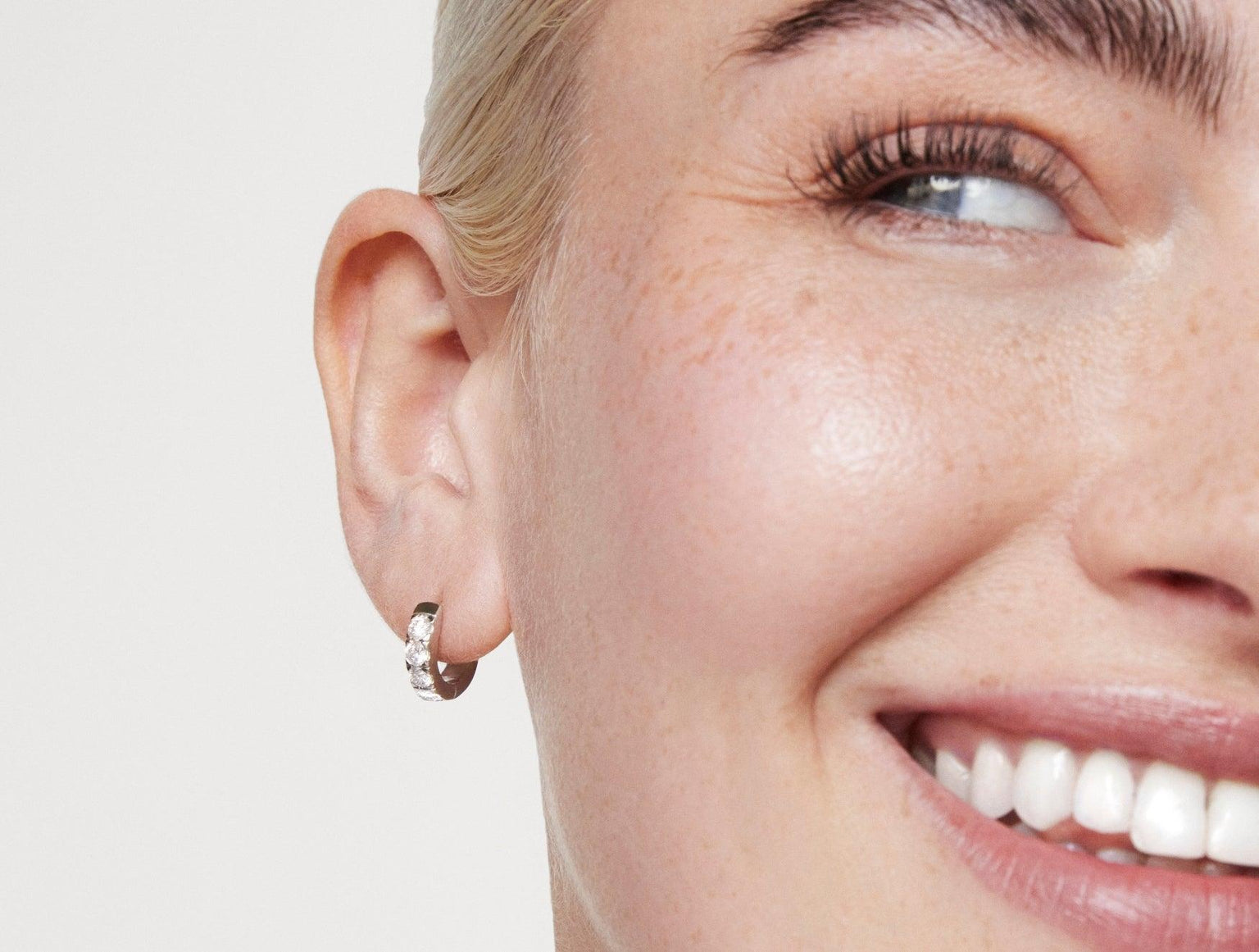 Round Hoop Pave Earrings